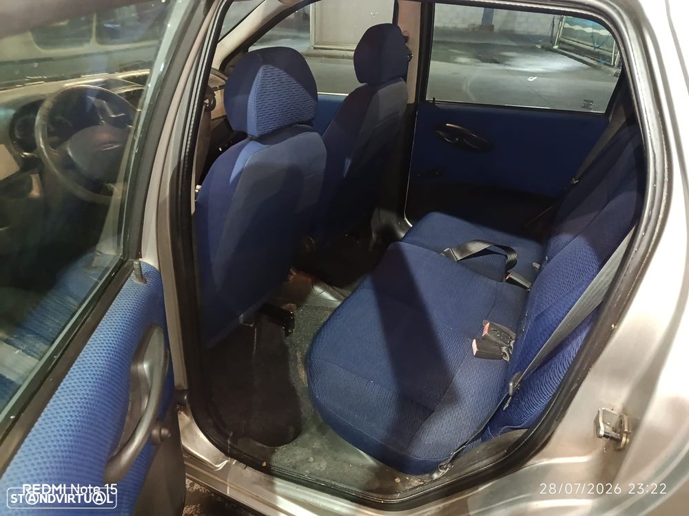 Fiat Punto 1.2 ELX - 8