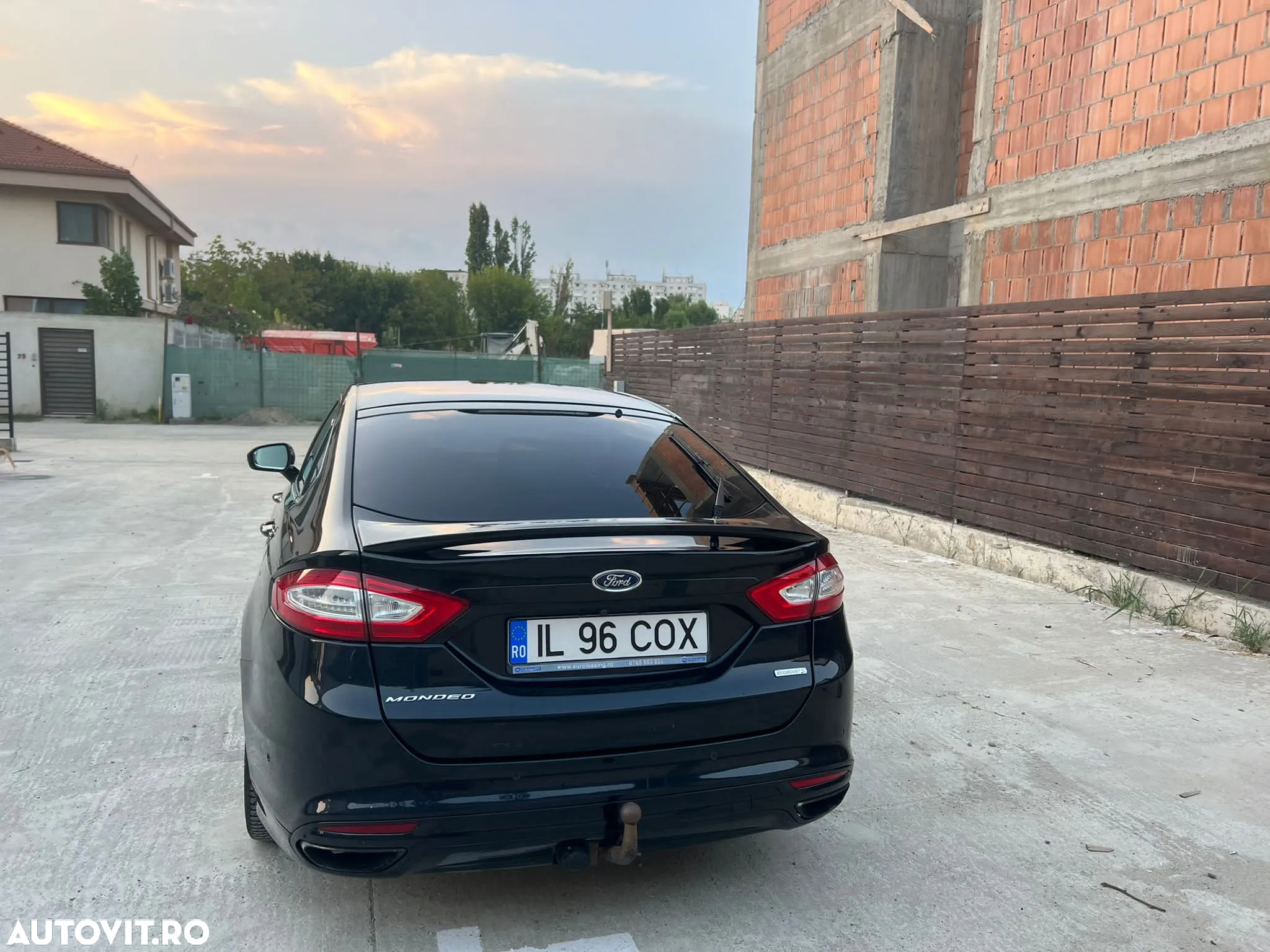 Ford Mondeo 2.0 EcoBoost Powershift Titanium - 31
