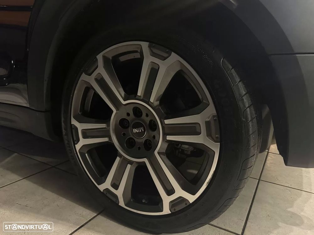 MINI Countryman Cooper SE ALL4 Auto - 25