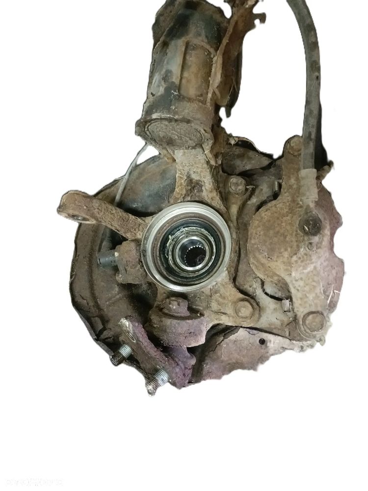 TOYOTA CARINA E 92-97 1,6 B zwrotnica lewy przód lp * - 2