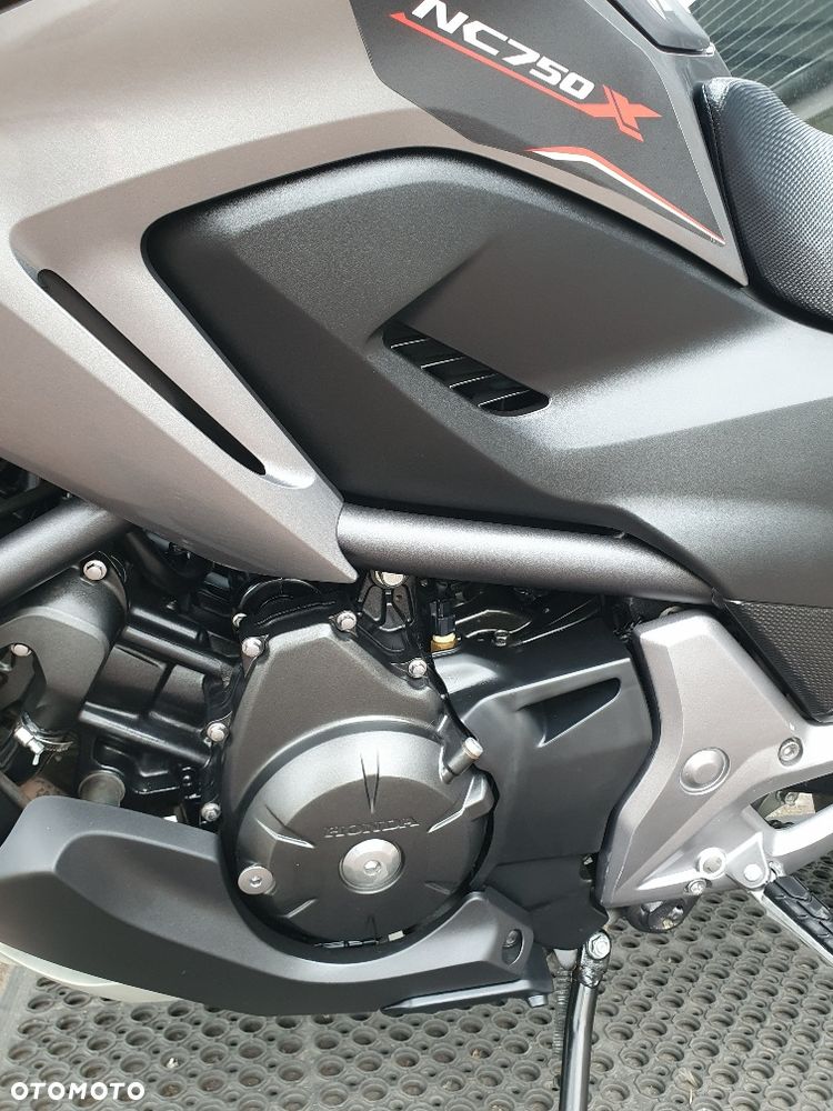 Honda NC - 9