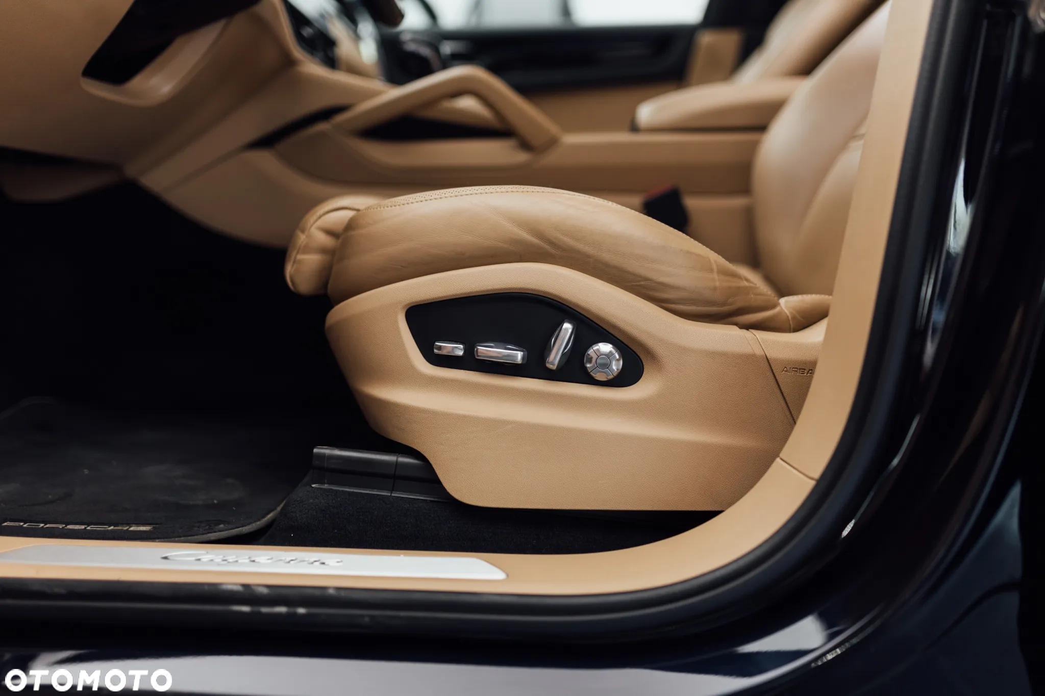 Porsche Cayenne E-Hybrid - 31