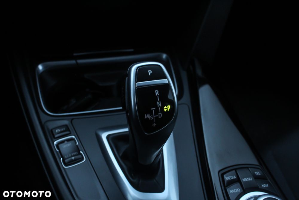 BMW Seria 3 320d Sport-Aut - 20