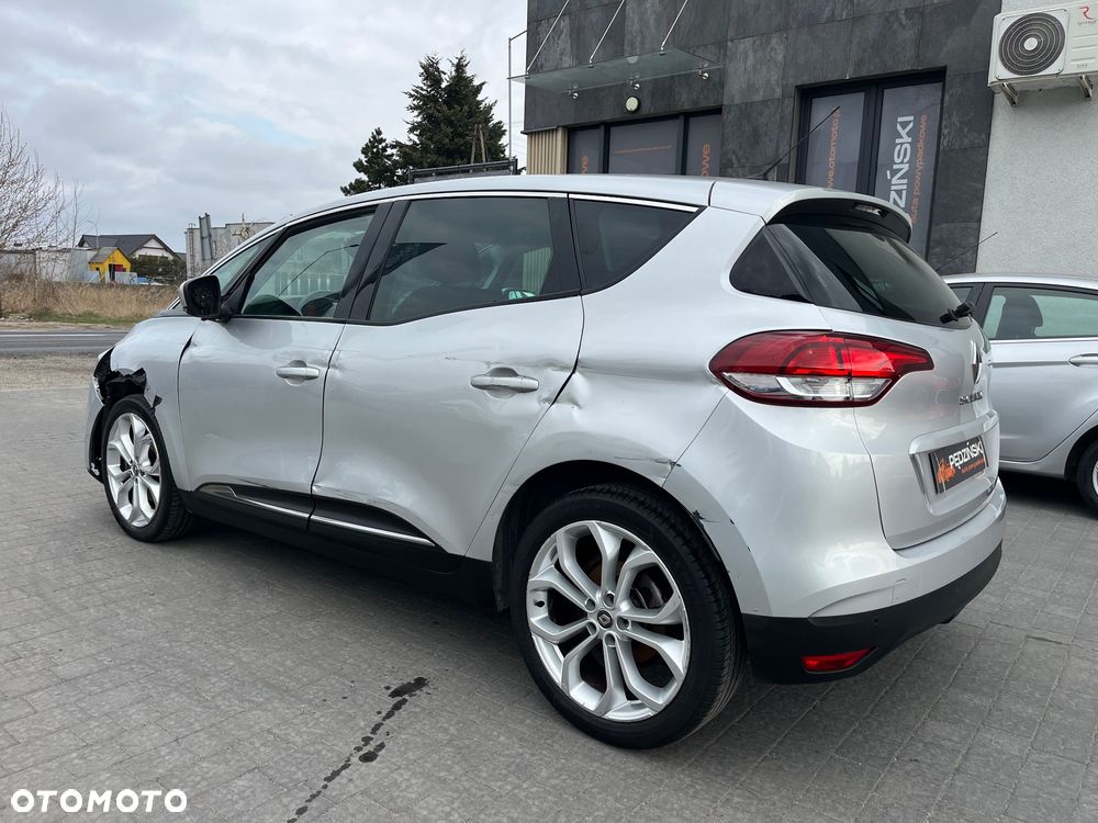 Renault Scenic - 6