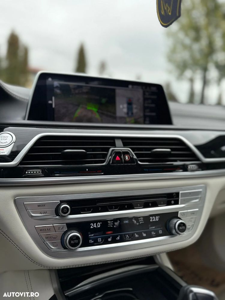 BMW Seria 7 730Ld xDrive - 27