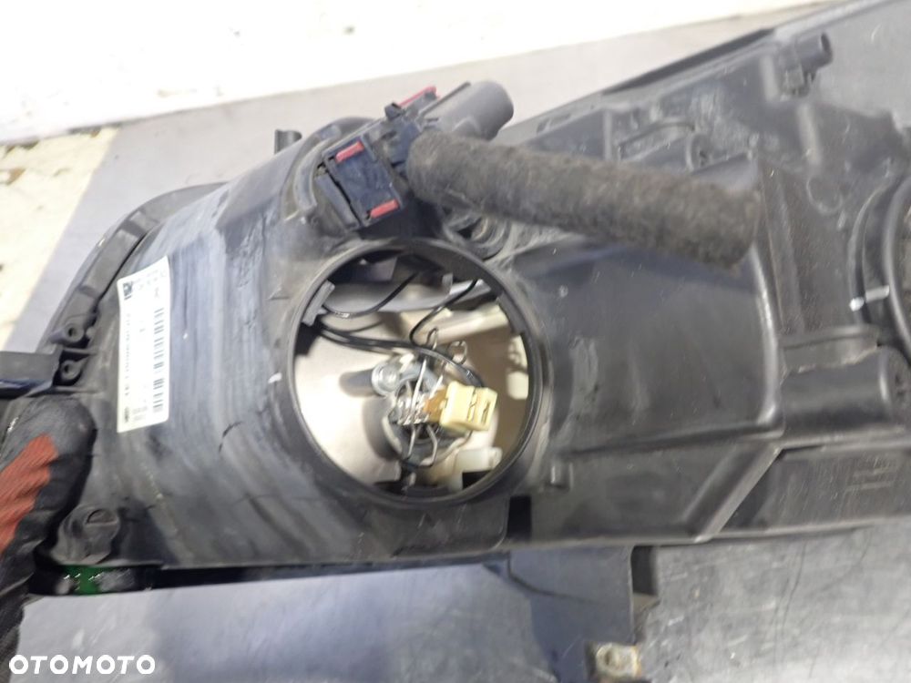 LAMPA PRAWA PRZEDNIA OPEL INSIGNIA A 2.0 CDTI - 7