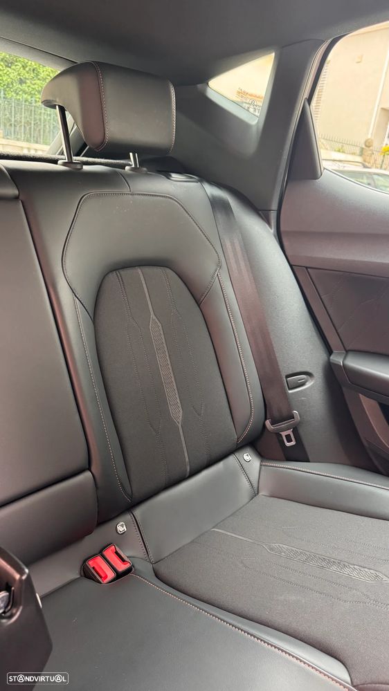 Cupra Leon 1.4 e-Hybrid VZ DSG - 10