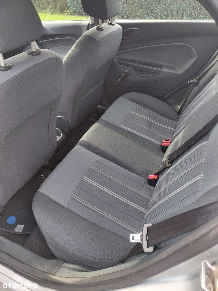 Ford Fiesta - 5