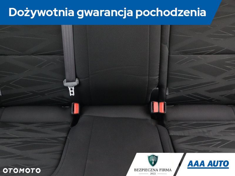 Kia Ceed - 12