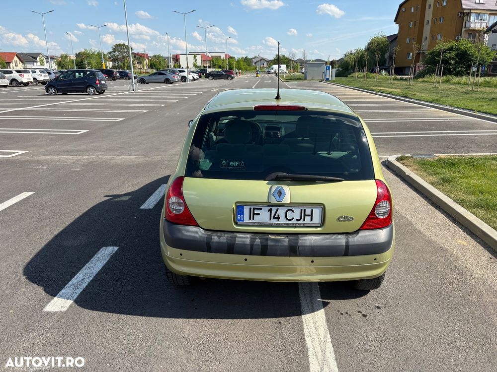 Renault Clio - 6