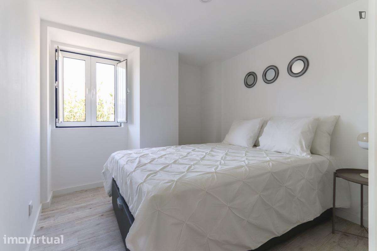 Apartamento com 1 quartos - localizado em Ajuda Lisbon - Grande imagem: 2/14