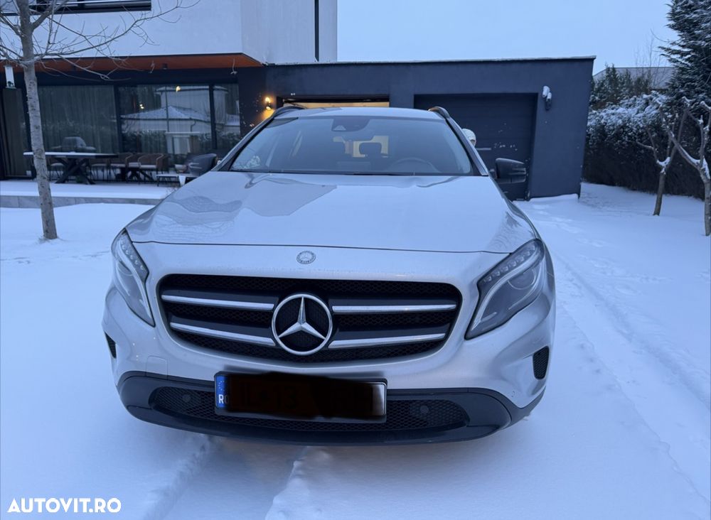 Mercedes-Benz GLA - 1