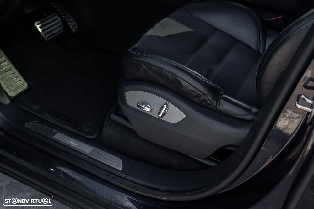 Porsche Cayenne S E-Hybrid - 25