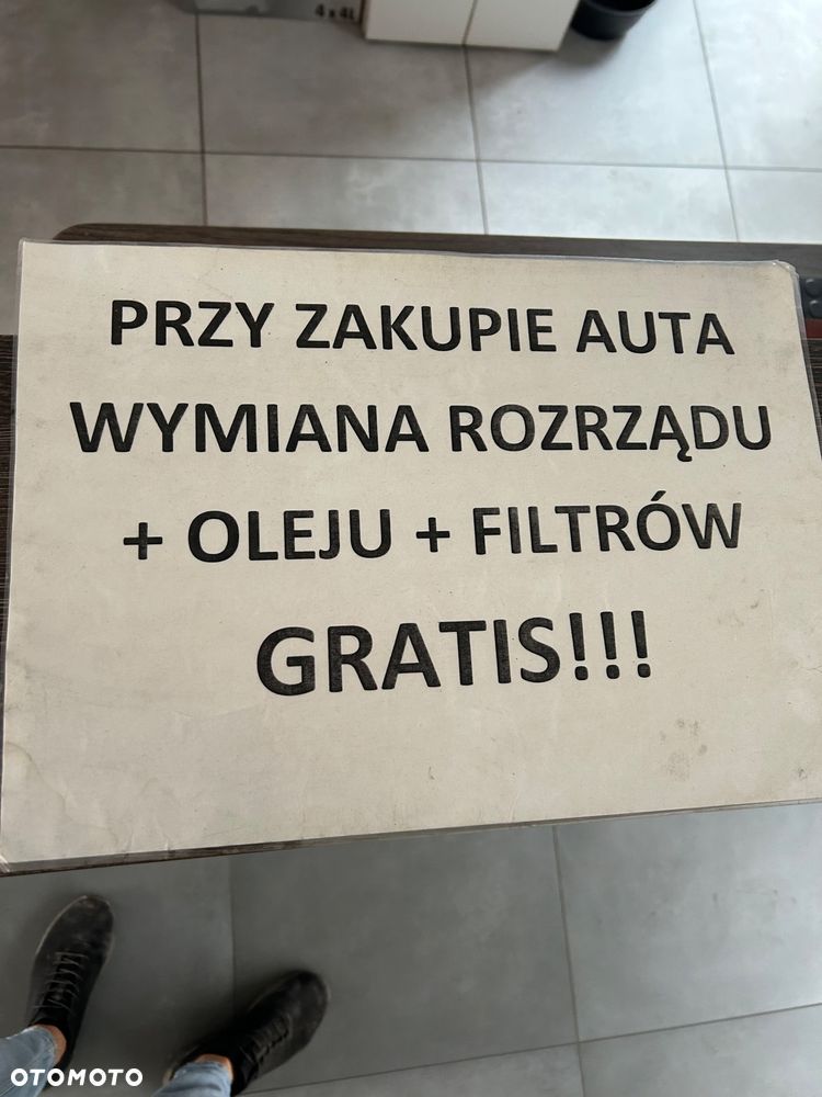 Volkswagen Touran 1.6 TDI BMT Trendline - 40