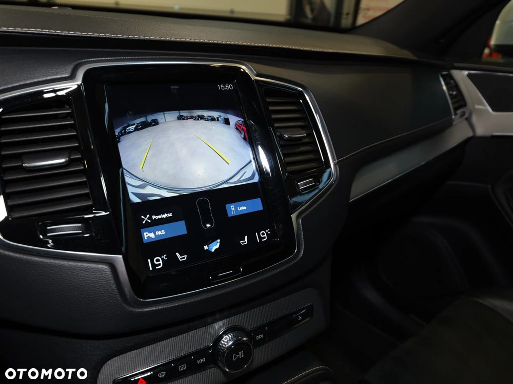 Volvo XC 90 D5 SCR AWD R-Design 7os - 30