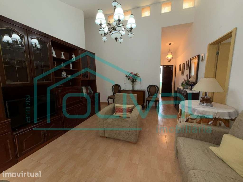 Apartamento T2 Bairro da Chasa RESERVADO NÃO DISPONIVEL PARA VISITAS - Grande imagem: 3/19
