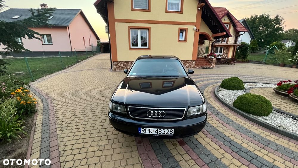 Audi A8 - 9