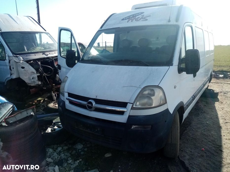 Dezmembrez Opel Movano Renault Master 2.5 diesel - 4