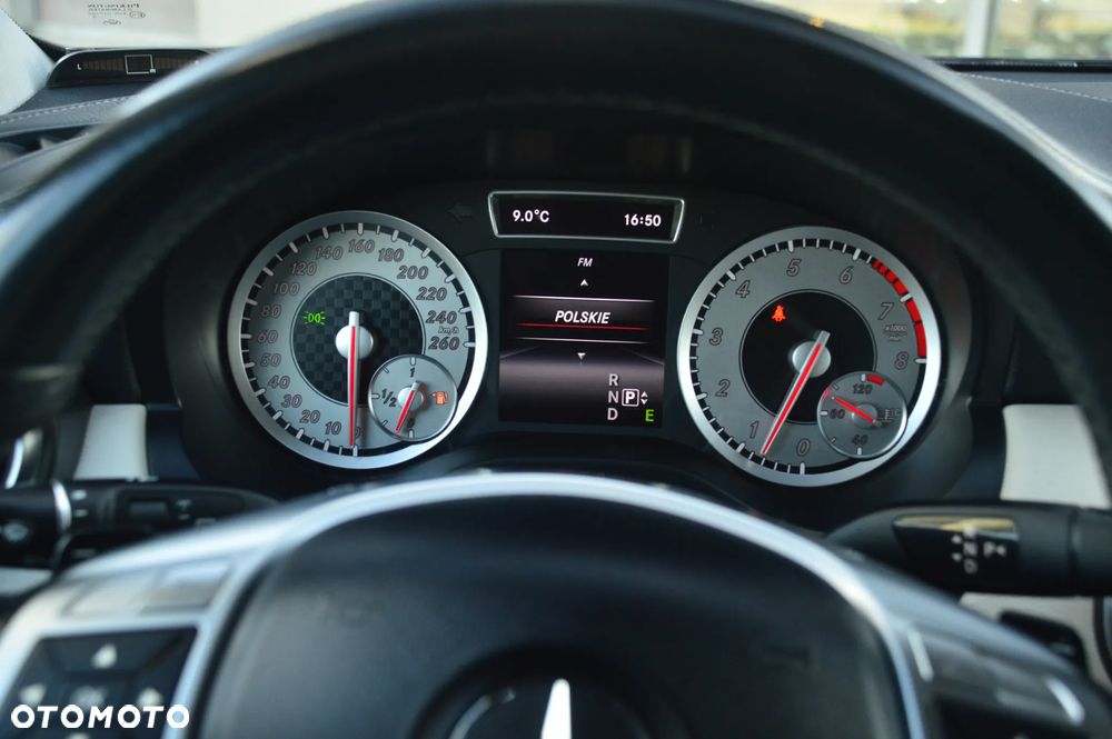 Mercedes-Benz Klasa A 250 4Matic 7G-DCT - 26