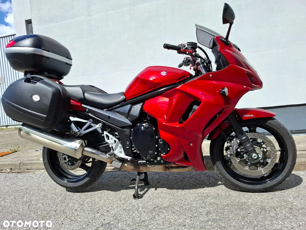 Suzuki GSX - 20