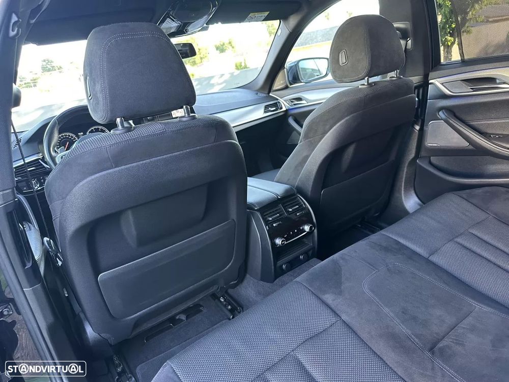 BMW M550d xDrive Auto - 44