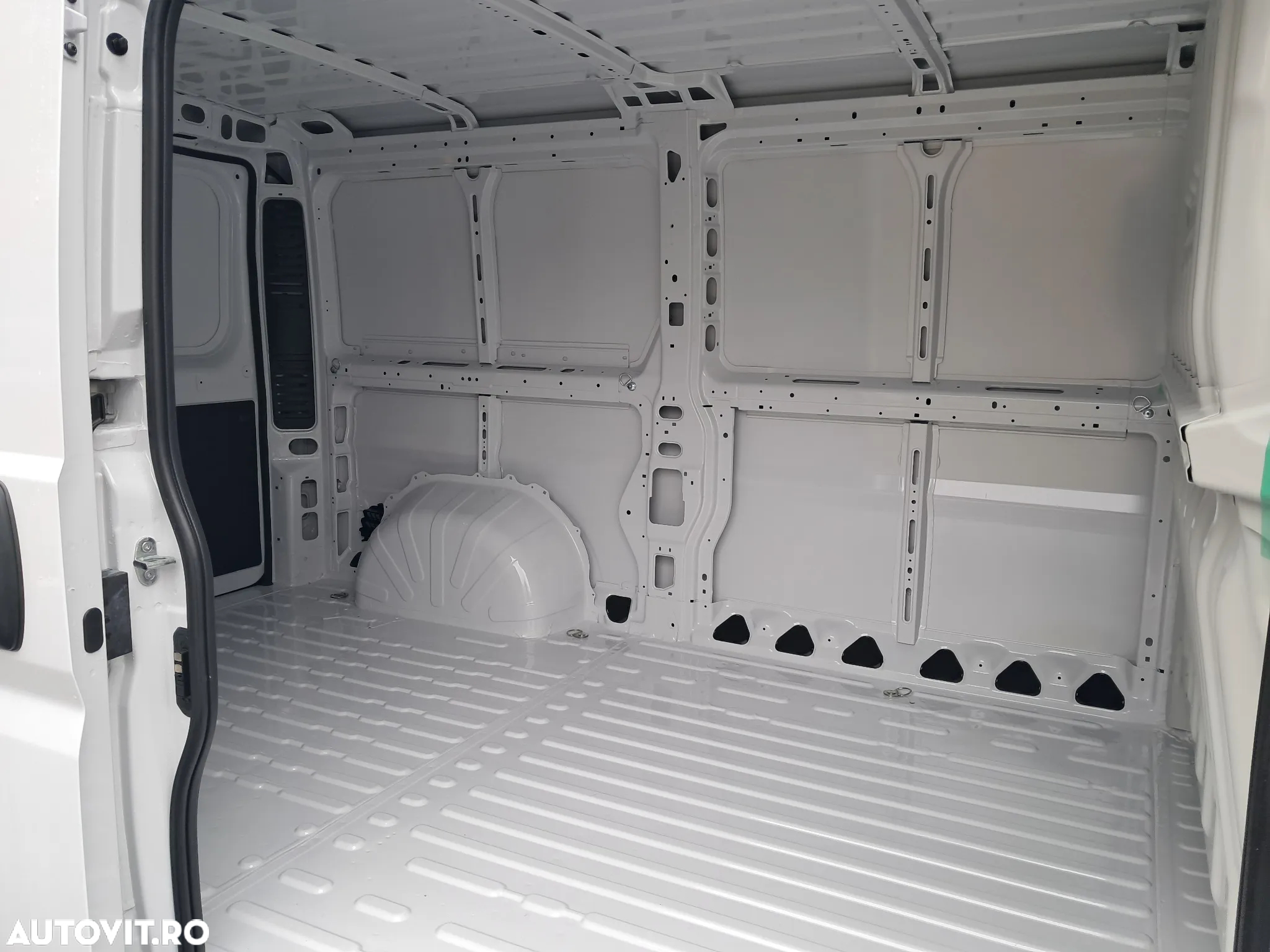 Opel MOVANO VAN L2H1 10 mc - 10