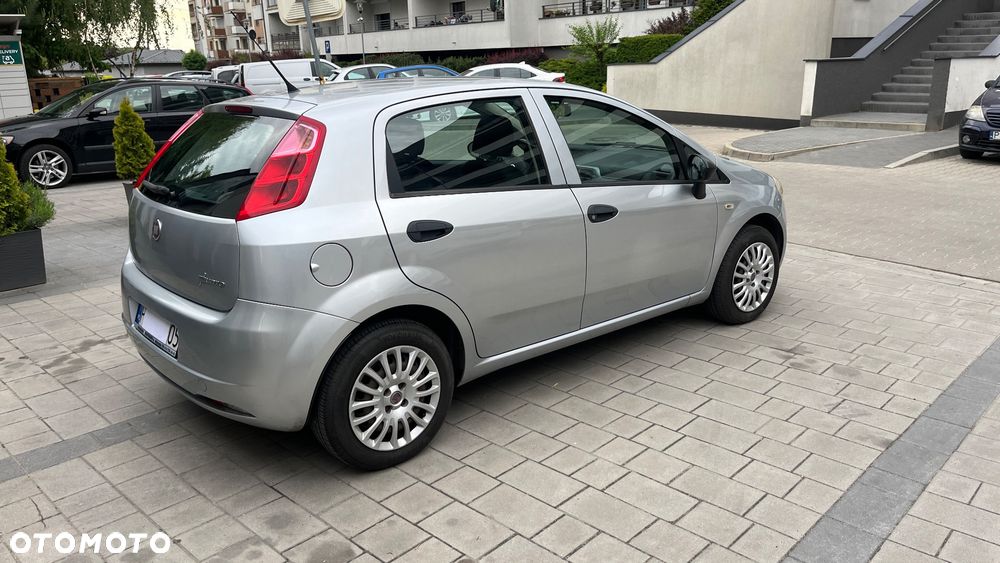 Fiat Punto 1.2 8V - 11