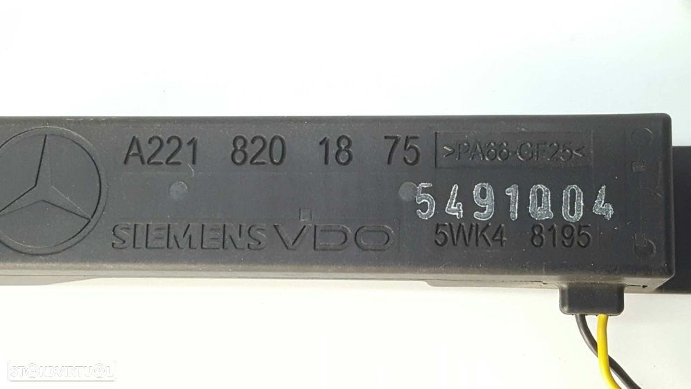 AMPLIFICADOR DE ANTENA MERCEDES CLASE S (W221) BERLINA 320 / 350 CDI (221.022) - 4