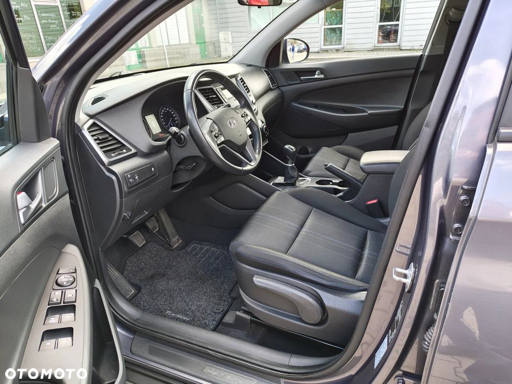 Hyundai Tucson blue 1.6 GDi 2WD Passion - 20