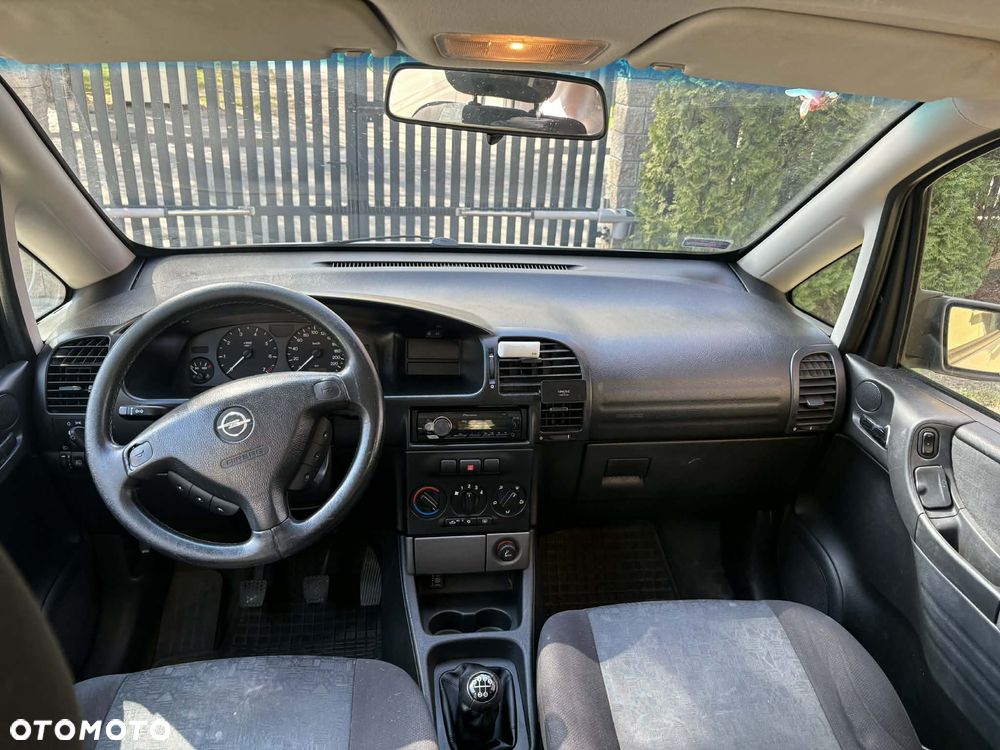Opel Zafira 1.8 16V Elegance - 6
