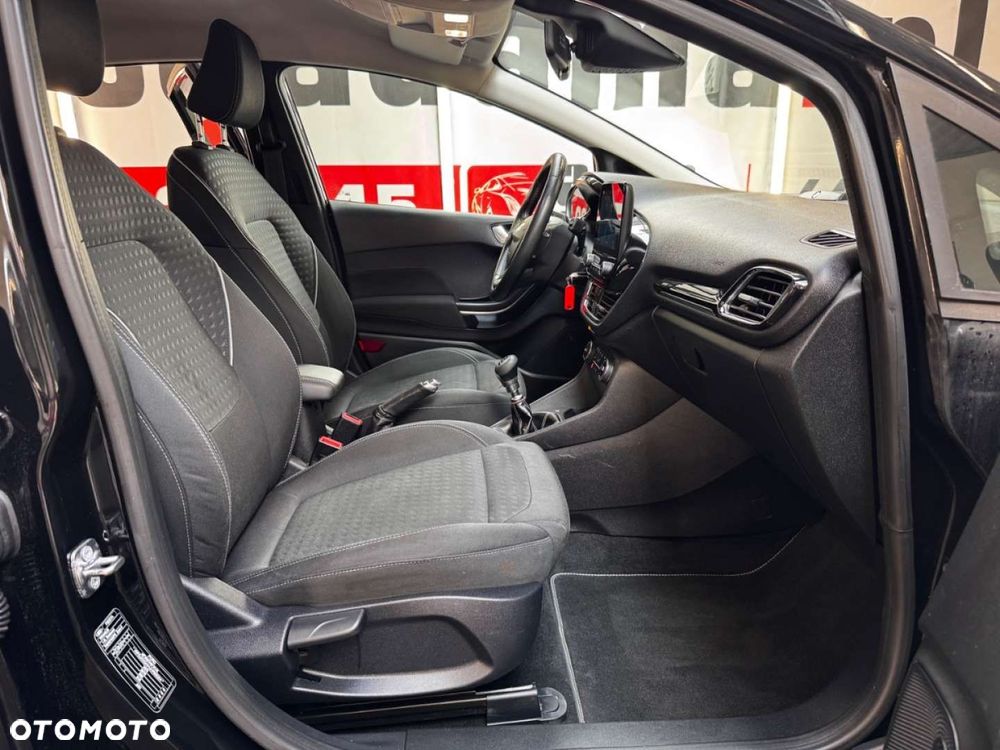 Ford Fiesta - 37