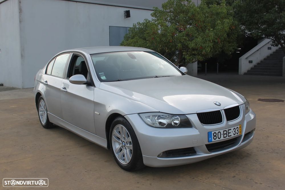 BMW 320 d Exclusive - 32