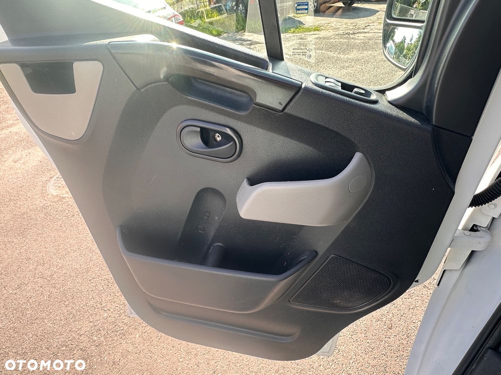 Renault Master - 18