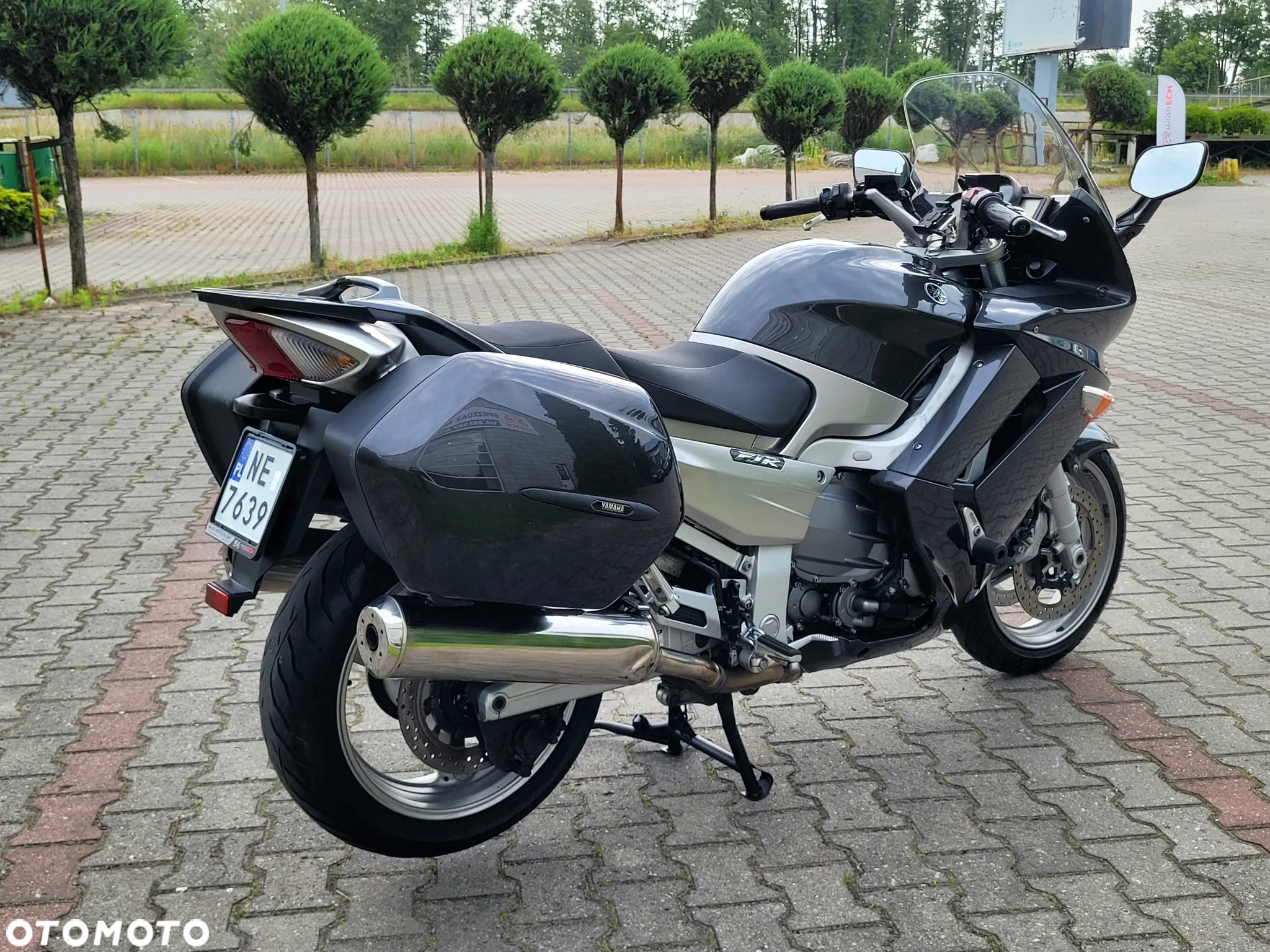 Yamaha FJR - 17