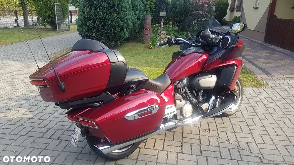 Yamaha Venture - 6