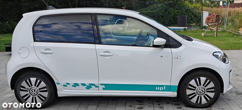 Volkswagen up! e-up - 14