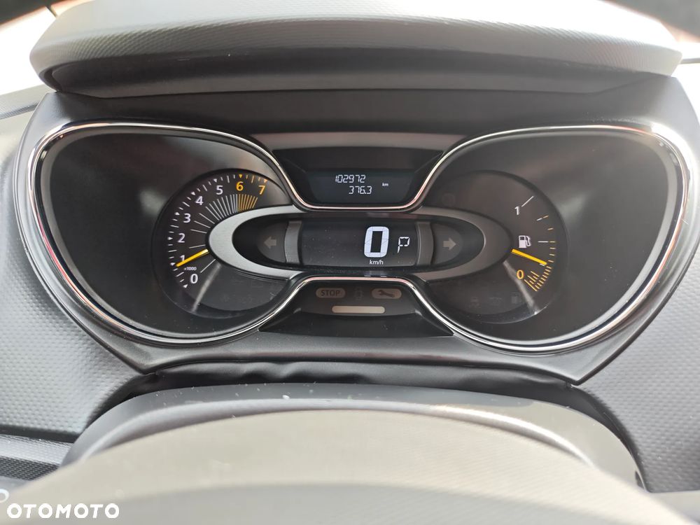 Renault Captur 1.2 TCe Helly Hansen EDC - 9