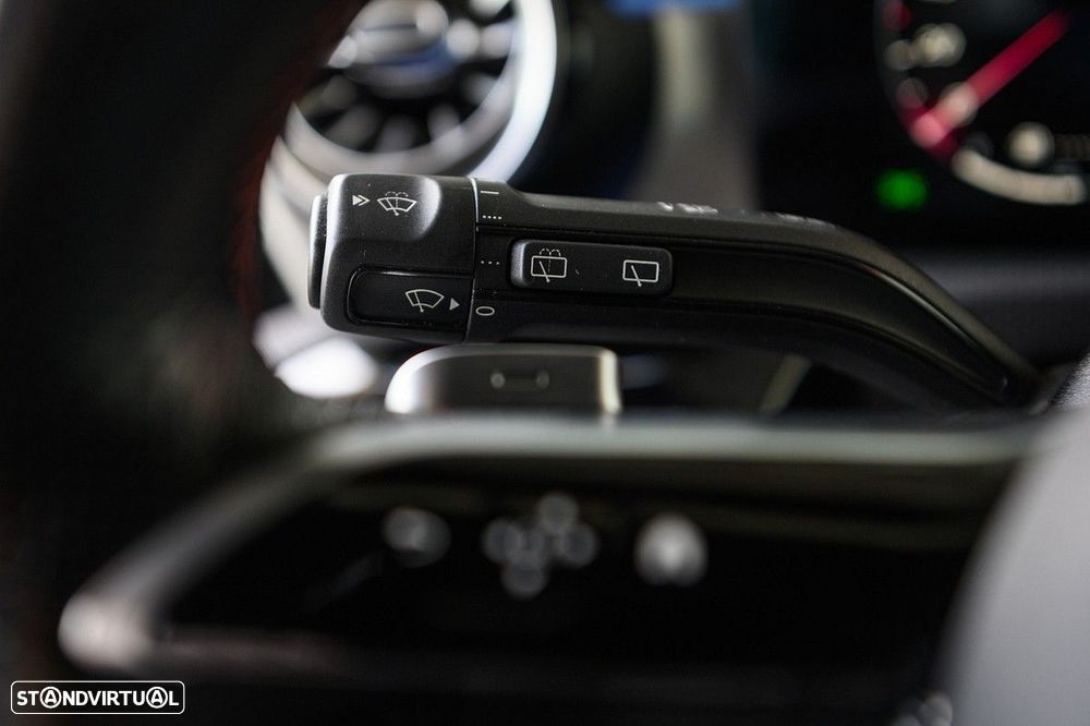 Mercedes-Benz A 250 e AMG Line - 41