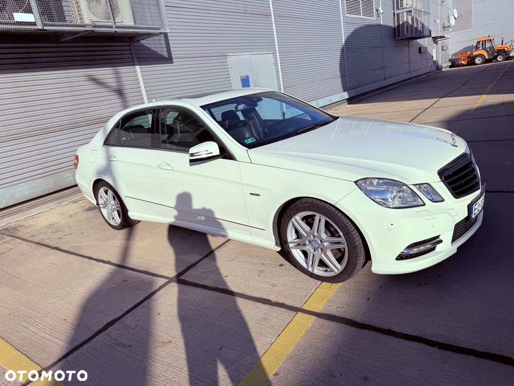 Mercedes-Benz Klasa E 350 CDI 4-Matic BlueEff Avantgarde - 2