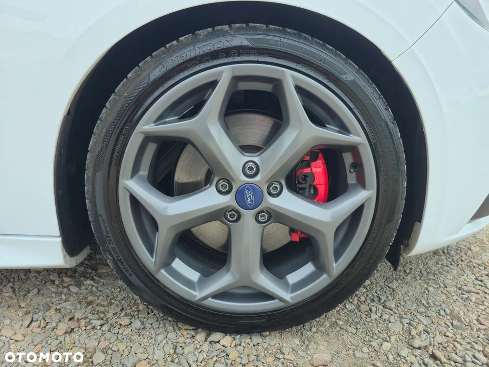 Ford Focus - 17