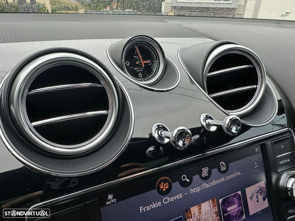 Bentley Bentayga V8 - 26