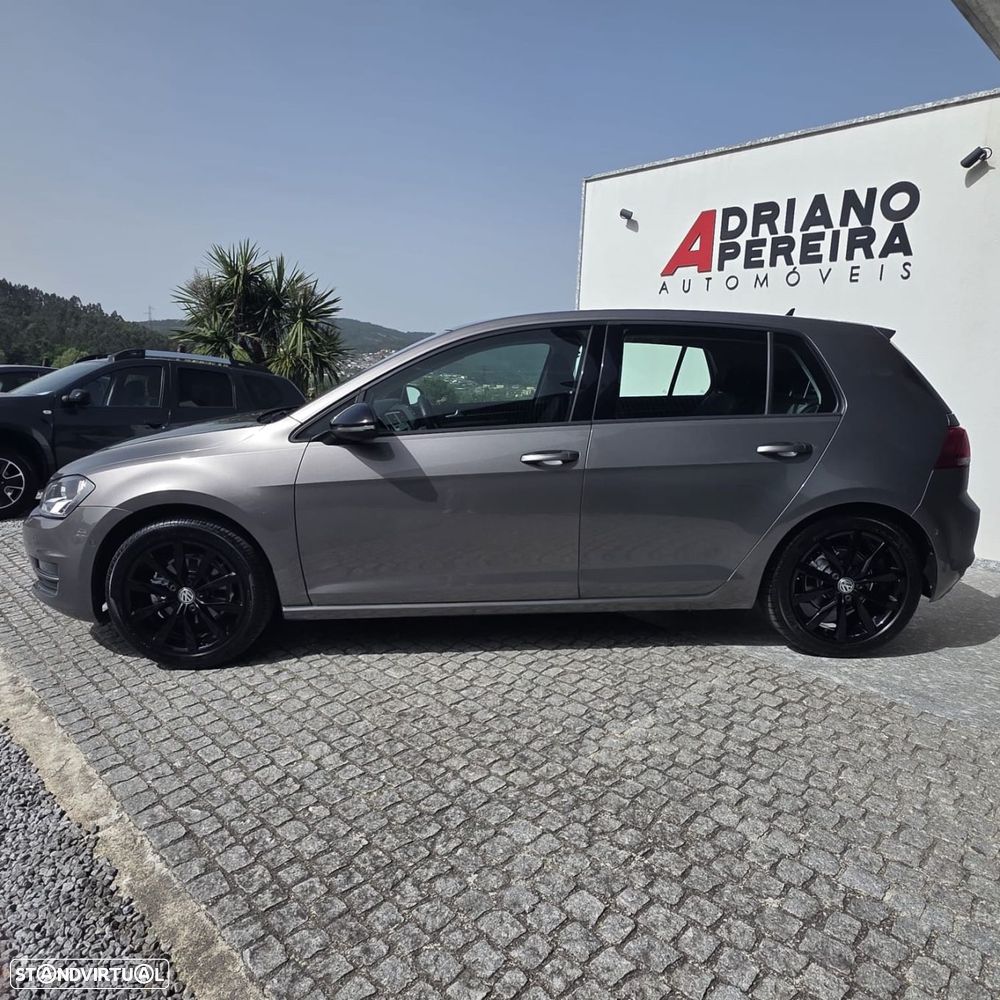 VW Golf 1.6 TDi Highline - 12