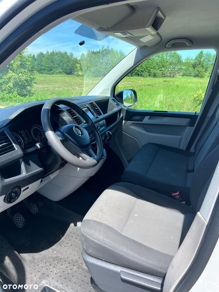 Volkswagen Transporter - 9
