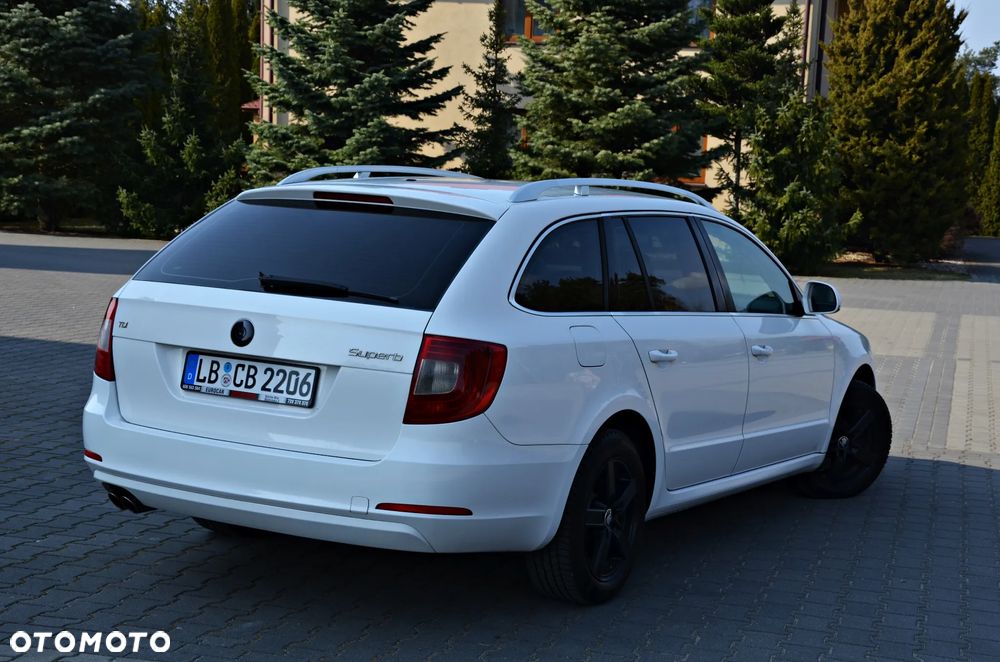 Skoda Superb 2.0 TDI Comfort - 4