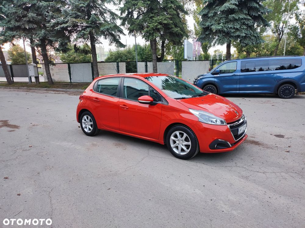 Peugeot 208 1.2 PureTech Active - 4
