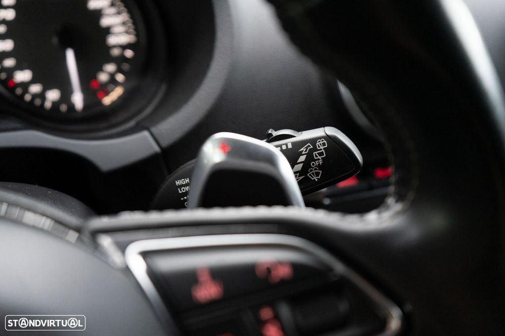 Audi S3 Sportback 2.0 TFSi quattro S tronic - 38