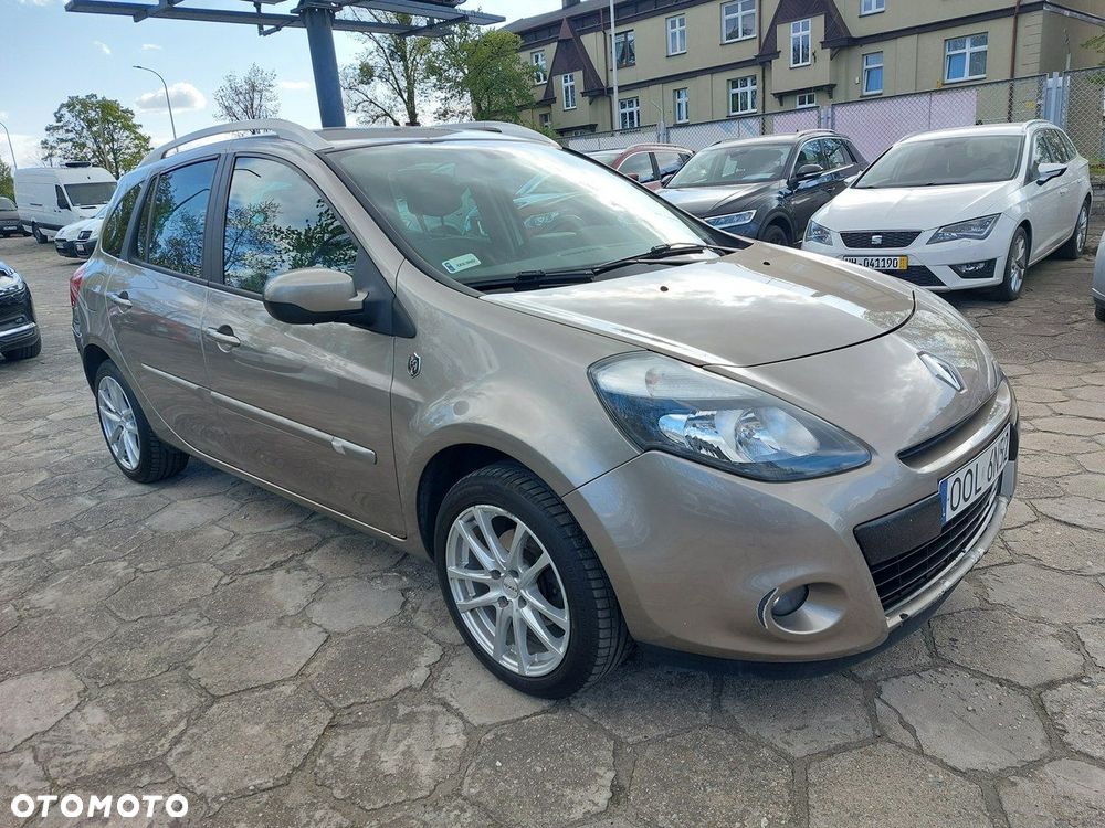 Renault Clio - 1