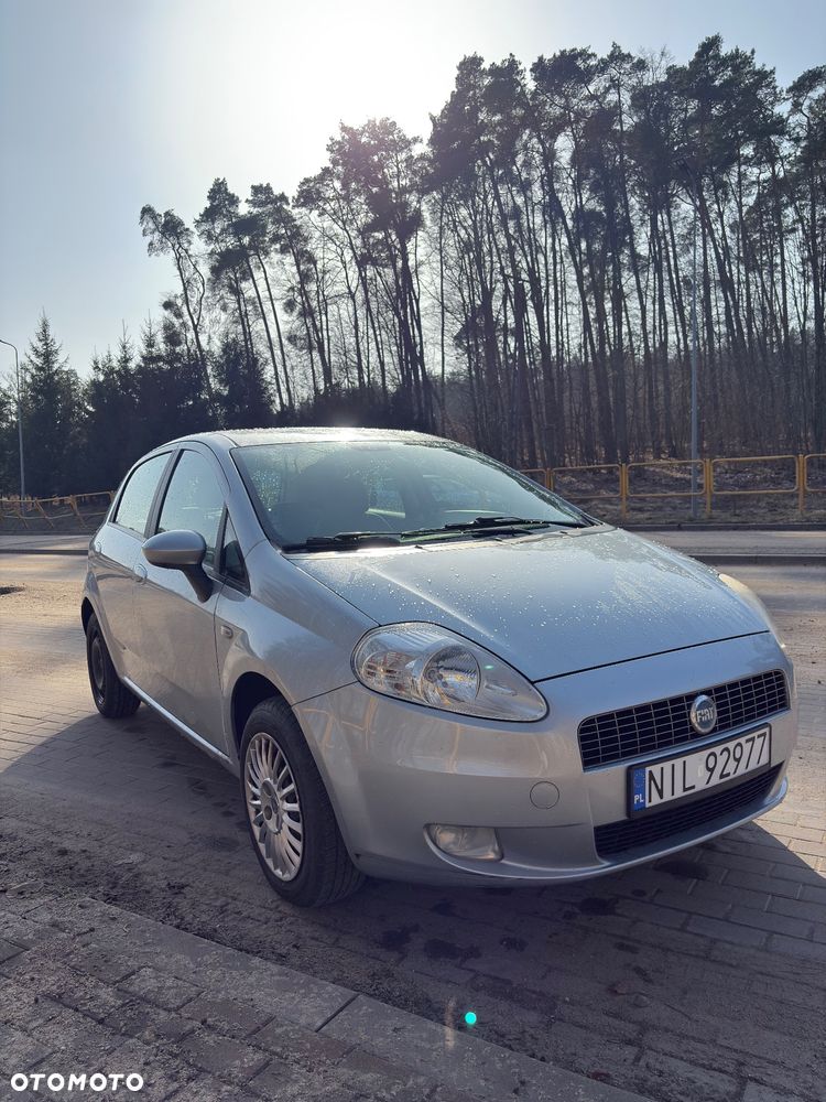 Fiat Grande Punto - 2