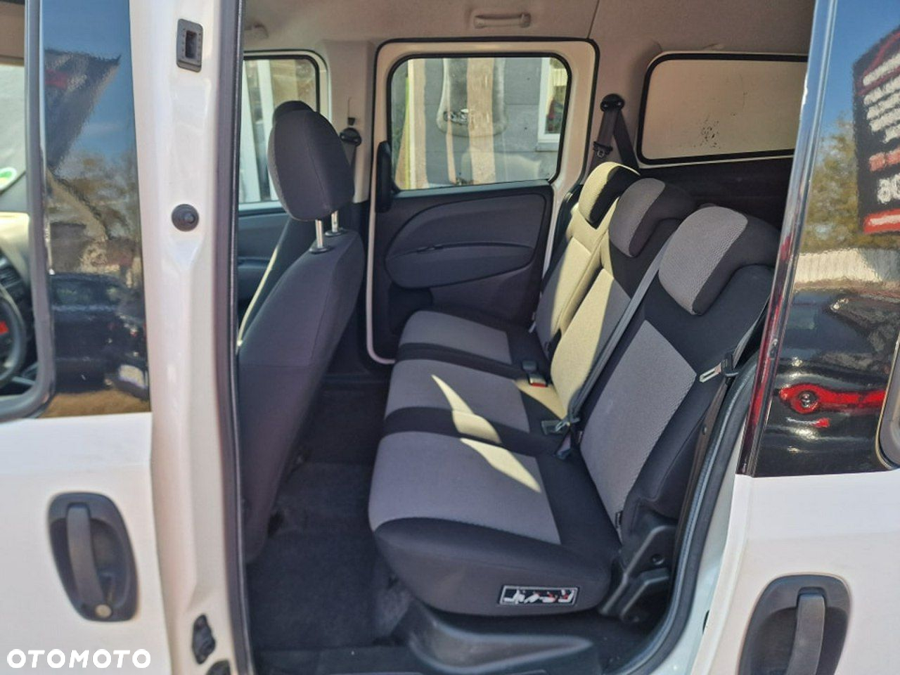 Fiat Doblo Maxi 1.3 MJ Dynamic - 22