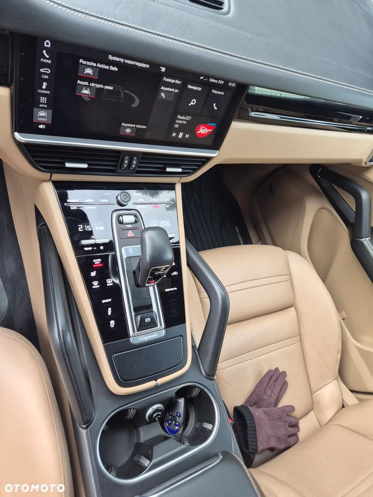 Porsche Cayenne Platinum Edition - 19